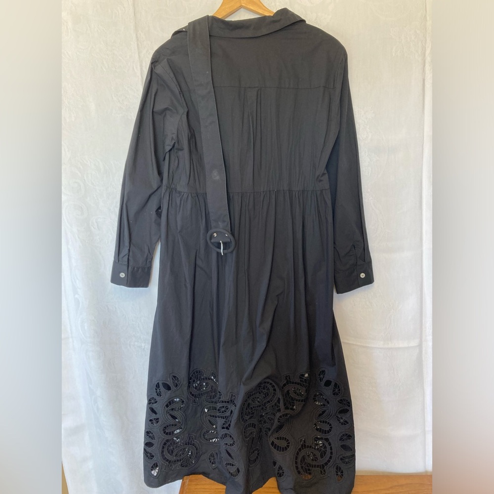 Tahari Black Eyelet Cotton Collard Classic Dress Size Medium with belt Cocktail - Picture 7 of 8